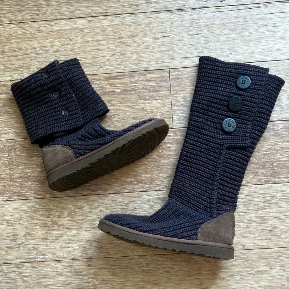 UGG Classic Cardy Knit Boots Size 7